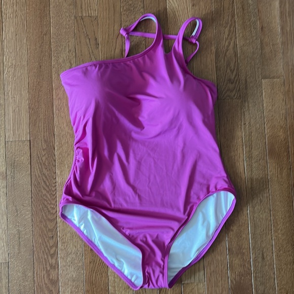 New Soma One Piece one Shoulder Swimsuit - Picture 2 of 7